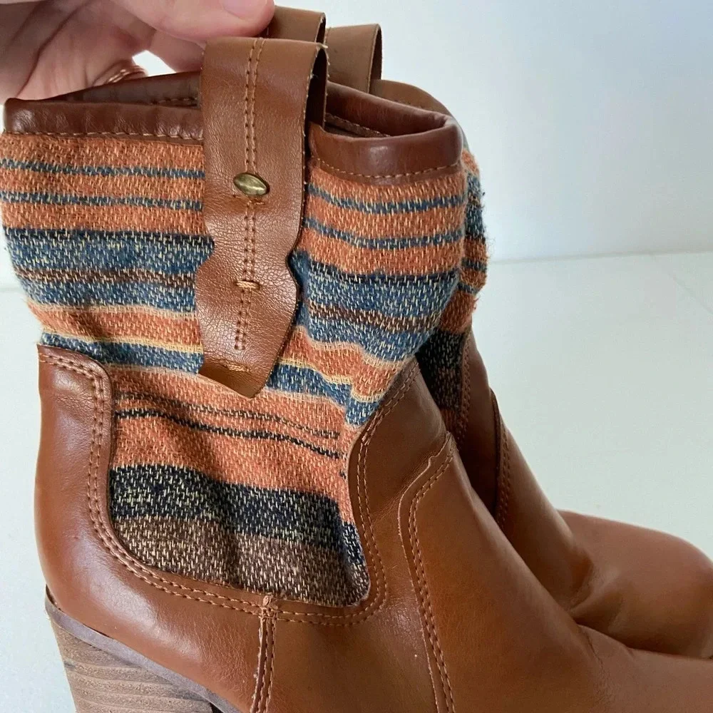 Arizona Jean Co. women’s patterned fabric heeled ankle boots — size‎ 7.5